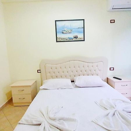 Vila Vera Durrës Exterior foto